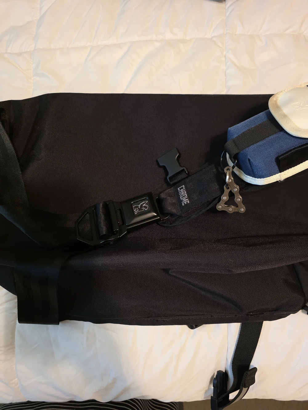 Chrome Industries Citizens 24L Limited Night Edition Messenger Bag W/ Xtra Pouch